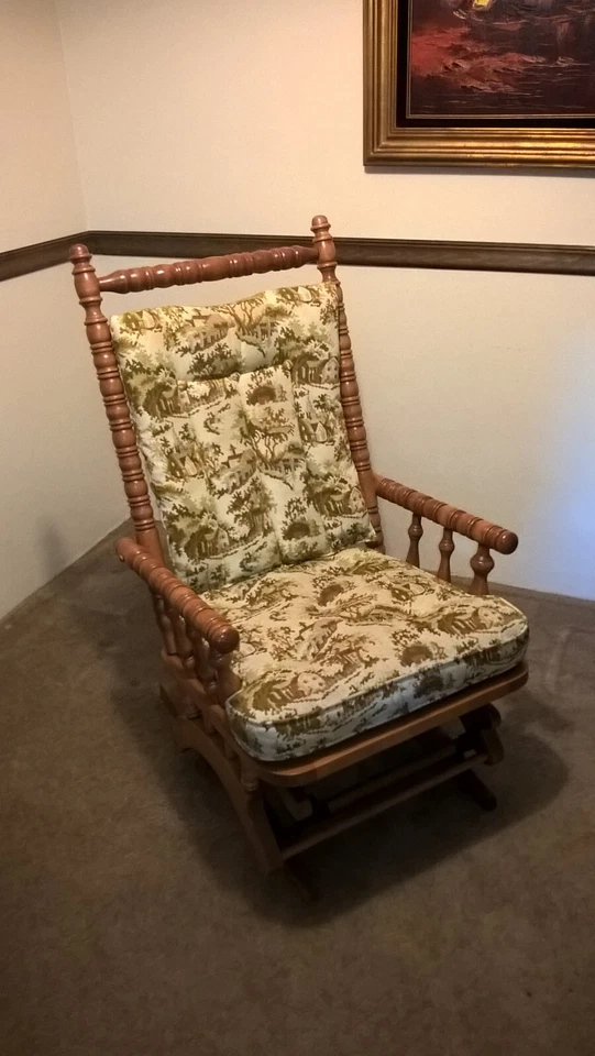 Tell City Vintage Sewing Rocking Chair Spooled Glider Rocker Solid Maple Wood - Image 4 of 4