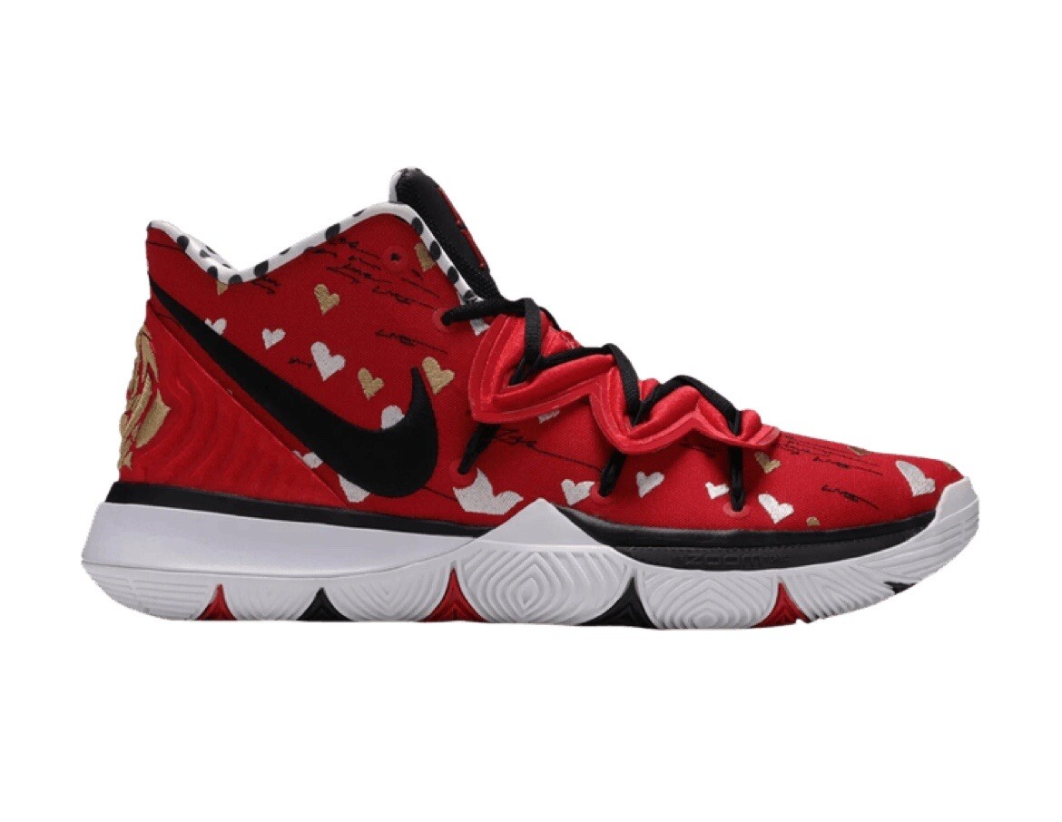スニーカー SneakerRoom x Kyrie 5 'I Love You Mom' RED 2019 FW AW 19 SneakerRoom x Kyrie 5 'I Love You Mom' 2019 FW AW 19 (Nike