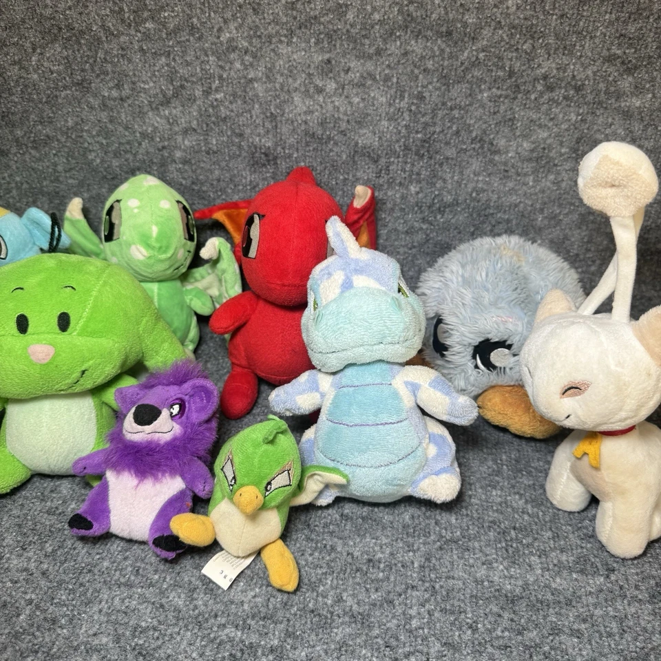 Lote de Pelúcia Neopets Aisha, Lupa Azul, Cloud Scorchio, Kacheek e Bônus McDonald’s - Imagem 3 de 4