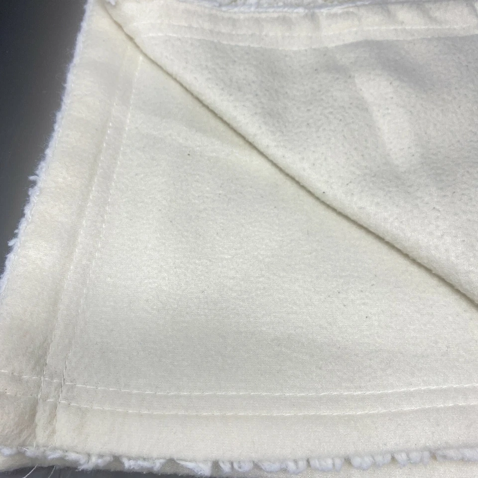 Disney Winnie the Pooh Cream Baby Blanket Applique Green Circle Patch Red Shirt - Image 4 of 4