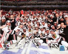  2009-10 Chicago Blackhawks Stanley Cup Celebration on Ice 8x10 Photo