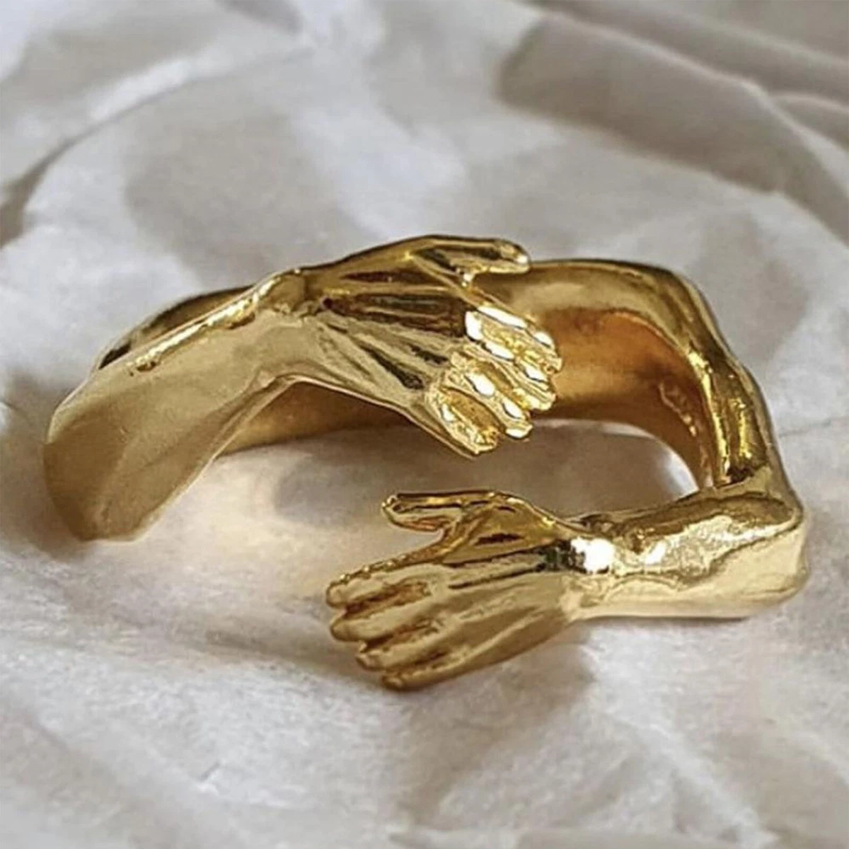 Hugging hands clearance ring gold