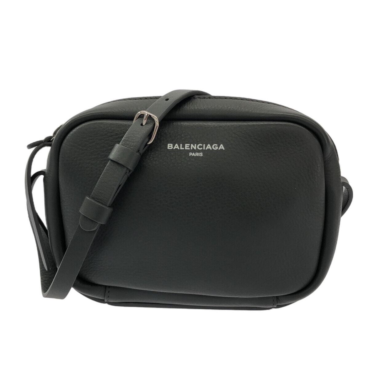 balenciaga everyday camera bag