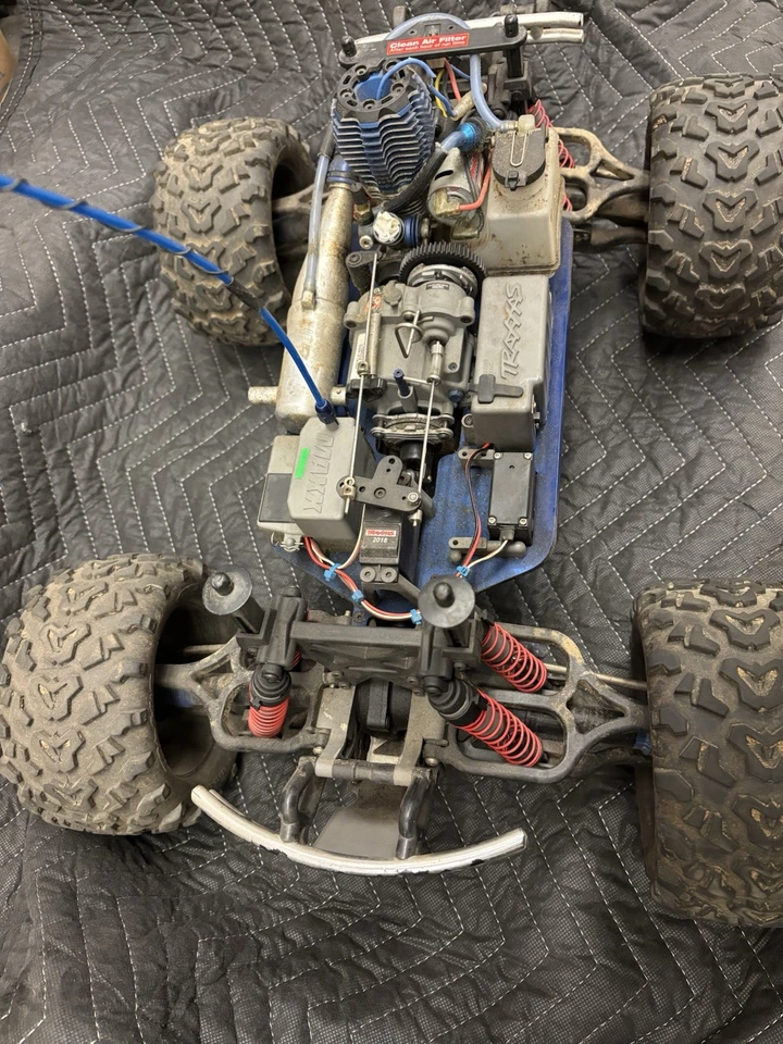 Traxxas Tmaxx 3.3 Nitro Truck, No Remote - Image 4 of 4
