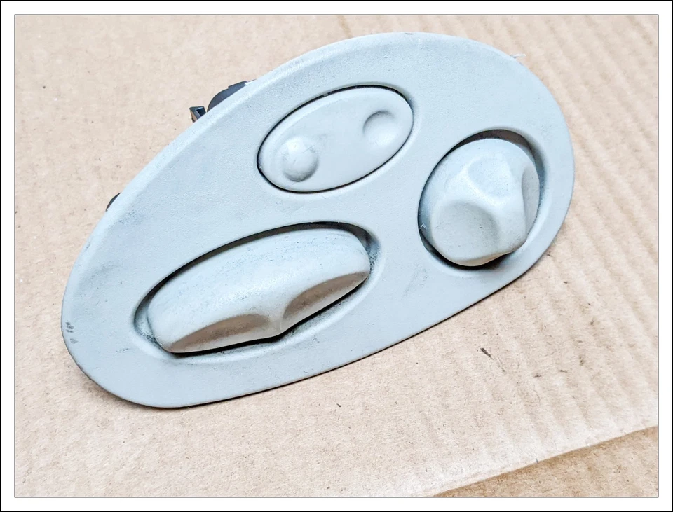 Interruptor de control del asiento del conductor delantero izquierdo Jaguar XJ8 SJR X308 1998-2003 LNA6031BBAGD Foto 3 de 4