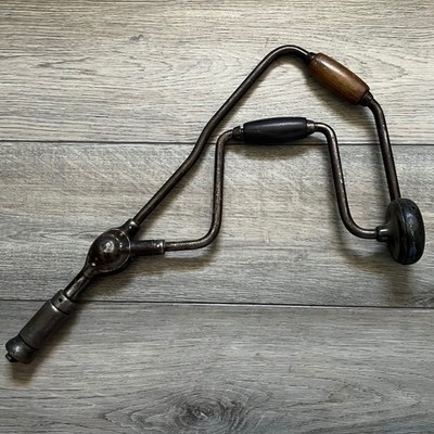 Vintage Corner Bit Brace Hand Drill Angle Brace Woodworking Tool Stanley 993 ?