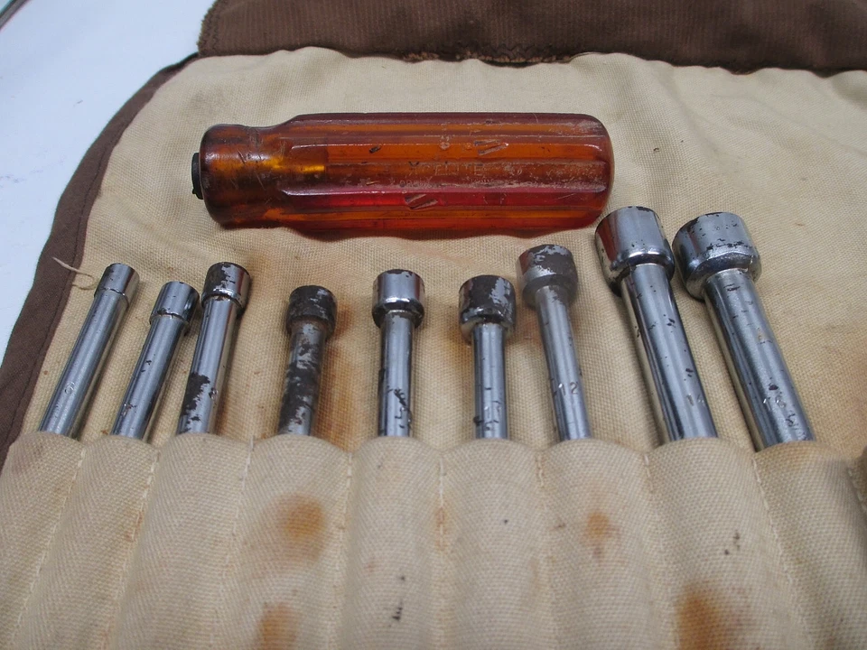 XCELITE Vintage Metric Nut Driver Set in original cloth case. - Image 3 of 4