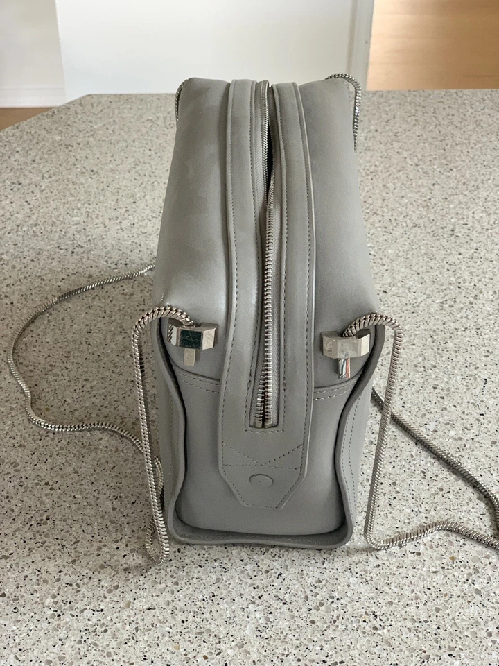 Diseñador PHILLIP LIM $650 Bolso de hombro de cuero gris correa de cadena plateada Foto 4 de 4