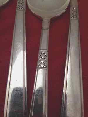 WM A Rogers Triple Silverplate CAPRI Oneida Flatware 24 Pieces | eBay