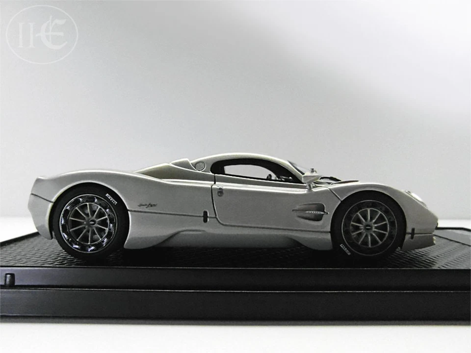 Pagani Utopia - grigio rinascimento - BBR Models - 1:43 - BBRC274 - Immagine 4 di 4