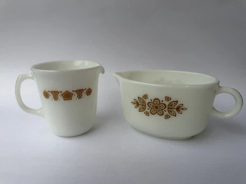 Vtg Pyrex Gold Butterfly Creamer Pitcher And Gravy Boat Milk Glass