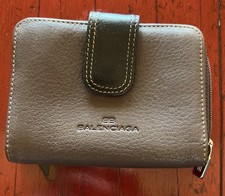 BALENCIAGA Leather Two Tone Brown Zip Bi Fold Wallet Credit Cards Compartments