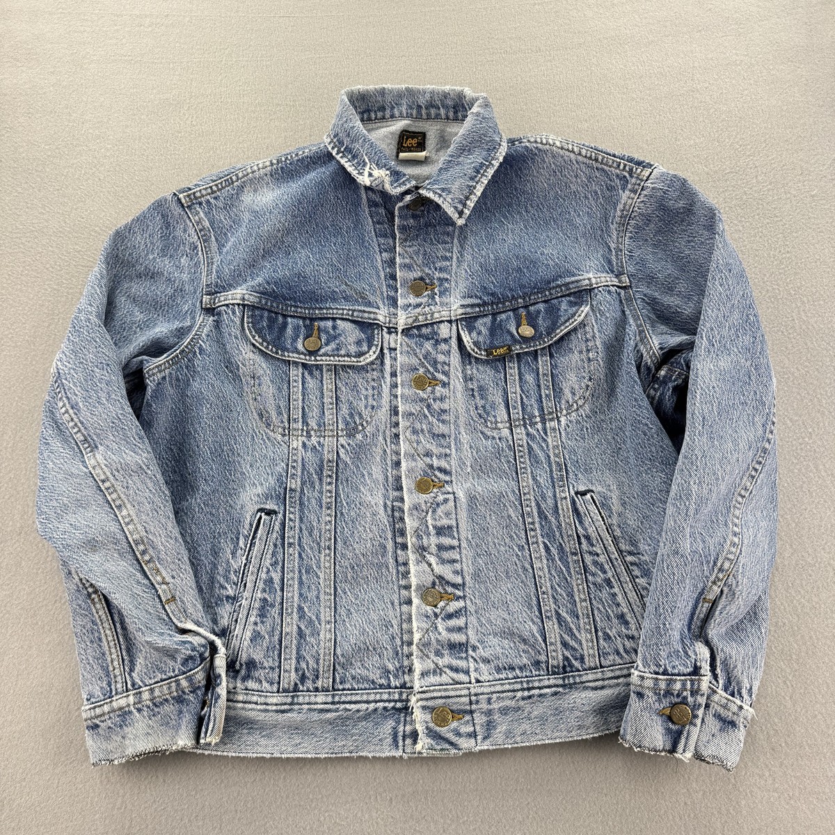 Vintage Lee Jacket Mens Medium Blue Denim Trucker Distressed