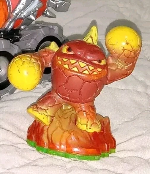 Lote de 4 figuras de acción y vehículos Skylanders Activision Foto 3 de 4