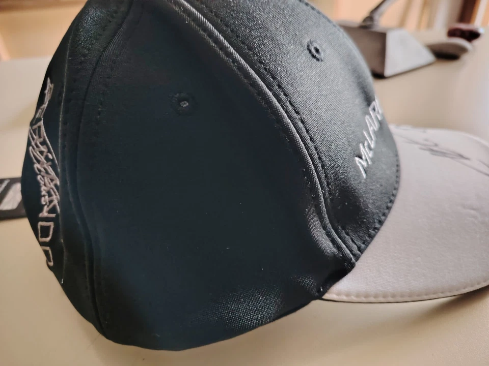 CAPPELLO MCLAREN HONDA FERNANDO ALONSO FIRMATO RARE. - Immagine 2 di 4