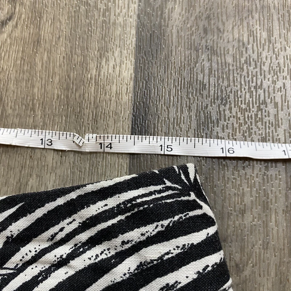 Shorts Saint Tropez West tamanho 6 estampa de folhas mistura de linho - Imagem 4 de 4