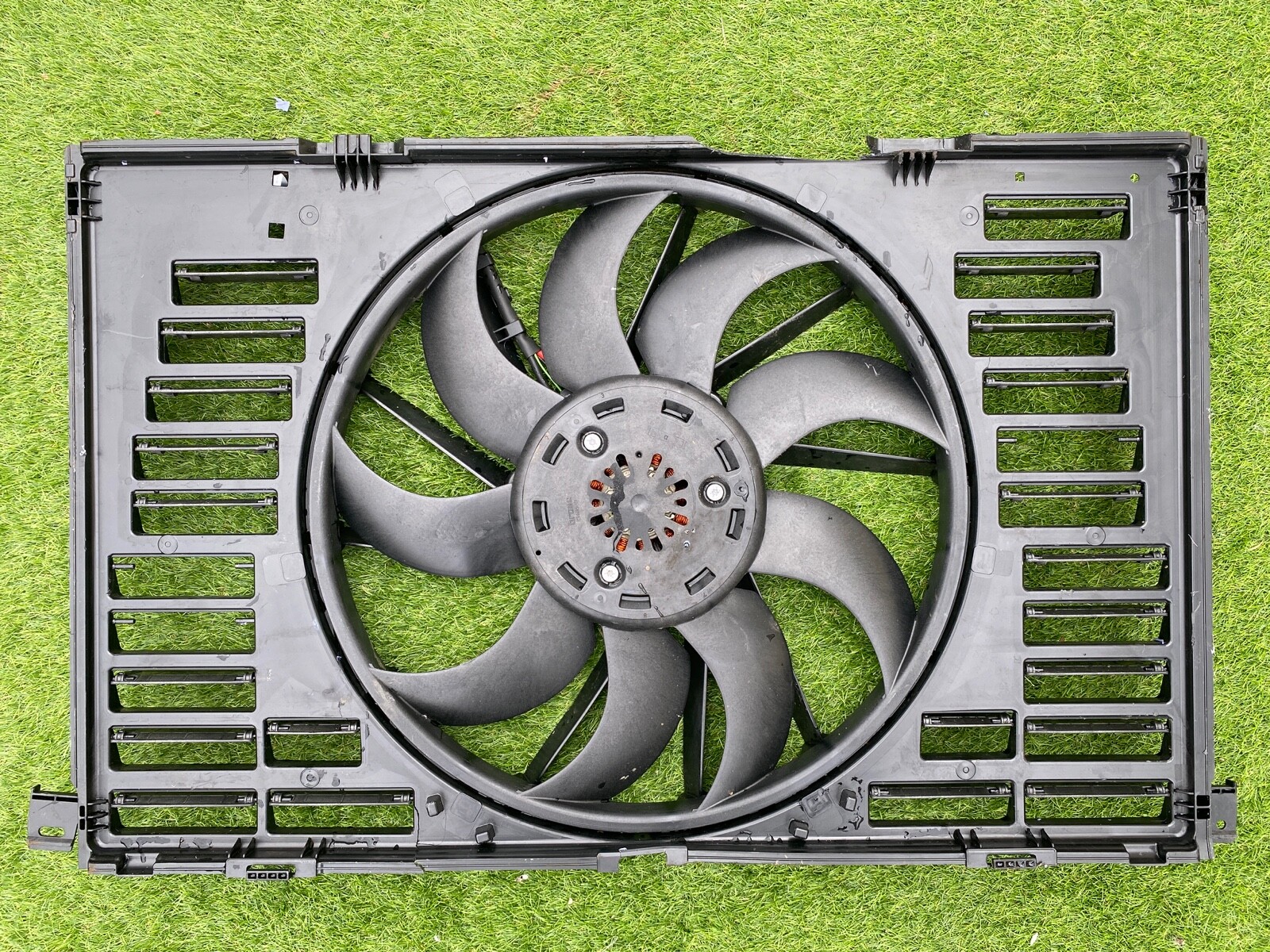 BROSE 971959456A 971121203Q COOLING FAN Porsche Panamera BENTLEY  