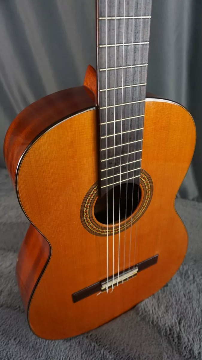 Aria AC25 Concert Classical Guitar Made in Spain! Aria AC25 Concert Classical Guitar Made in Spain!