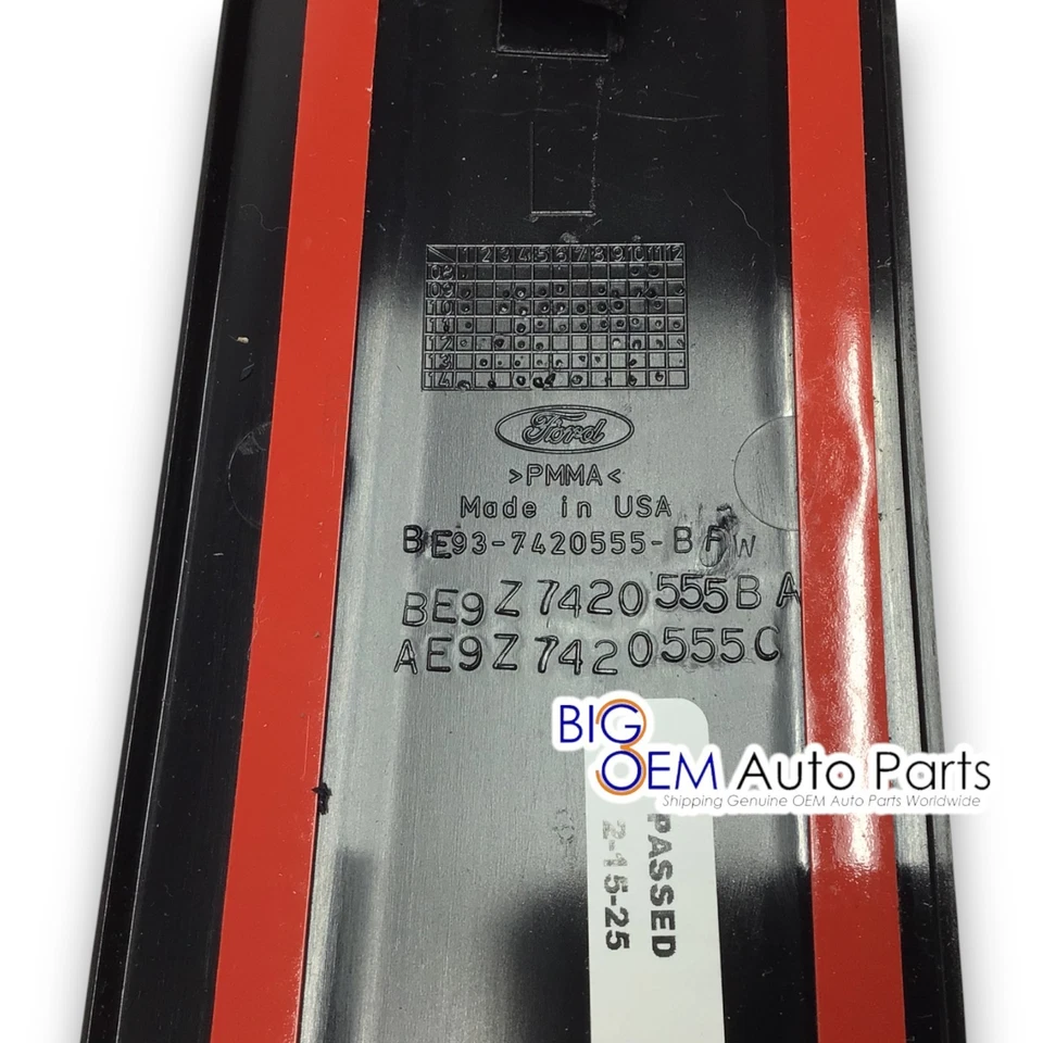 2011-2019 Lincoln MKT Front Driver Door B Pillar Molding Keypad new OEM 7420555 - Image 3 of 4