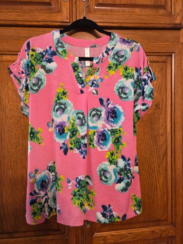 Dear Scarlett Lizzy Top L Blouse Short  Roll Tab Sleeve V-Neck Roomy Pink NWOT