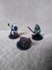 D D Miniatures Lot:Hyena 2003 - Man-at-Arms 2003 - Deepshadow Elf 2004 DnD