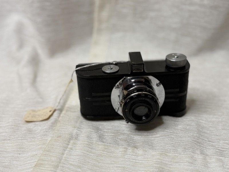 Vintage Argus A4 35mm Camera Ilex Precise 50mm f/4.5 Anastigmat Clean Untested
