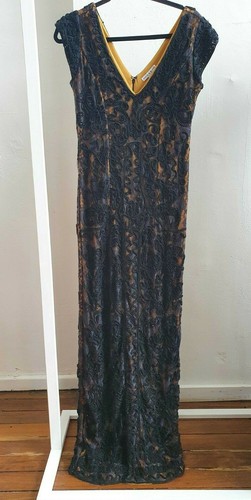 GRACE AND BLAZE Museum Dress Formal Evening Size 8 AU RRP 599 WITH DEFECTS - Picture 4 of 6