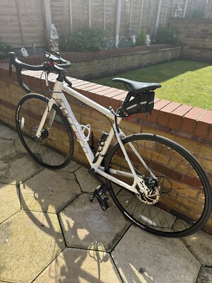 Carrera Virtuoso Road Bike White, Medium (including accessories) UK