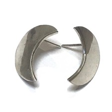 925 Sterling Silver Crescent Moon Earrings Lg Studs Preowned Good Condition 5.9g
