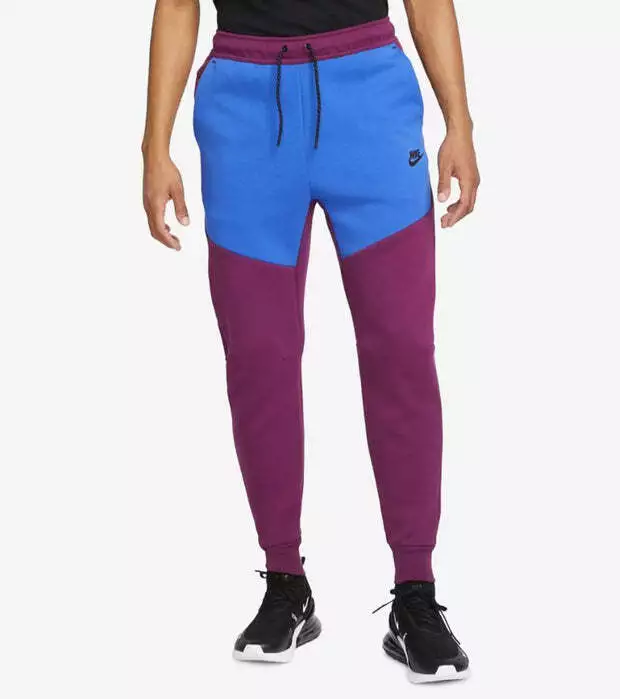 Nike joggers shop maroon