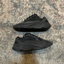 Size 8 - adidas Yeezy Boost 700 V2 Vanta for sale online | eBay