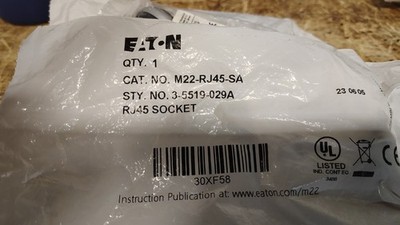 Eaton M22-RJ45-SA RJ45 Socket (M22 Series, IP20, 22.5 mm)