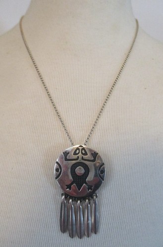 Native American sterling silver lizard design necklace/pin