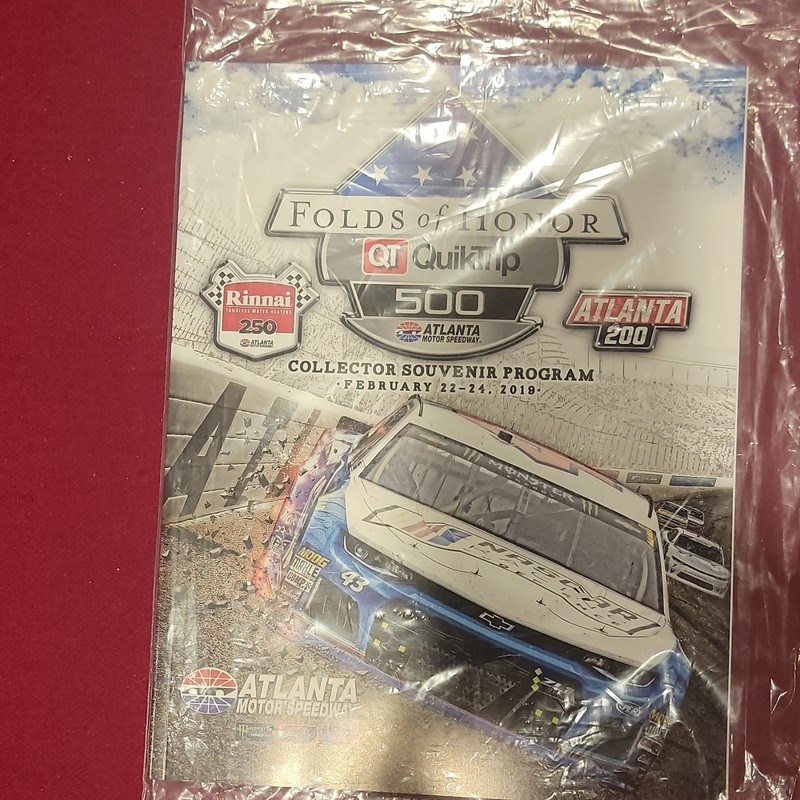 2018 Folds of Honor QuikTrip 500 Atlanta Motor Speedway Souvenir Program