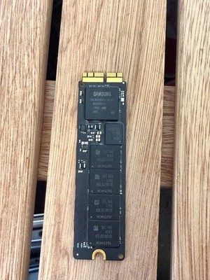 Samsung MZ-JPV128R/0A2 655-1857J 128GB SSD Proprietary PCI Express 3.0 x4 - HD6A