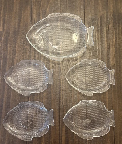 VINTAGE ANCHOR HOCKING? USA CLEAR GLASS FISH SHAPED PLATE PLATTER TEXTURED 15X11