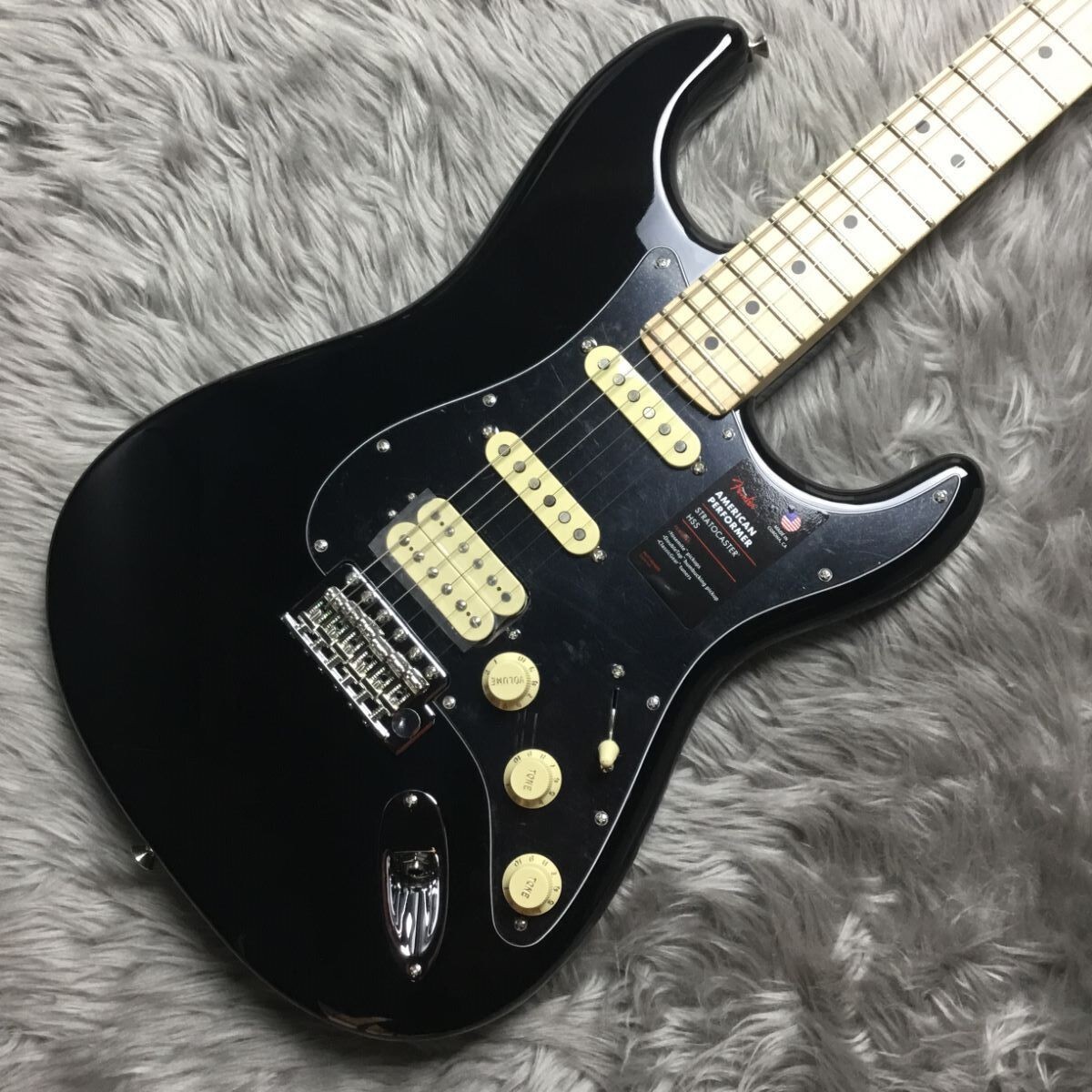 Fender American Performer Stratocaster HSS Maple Fingerboard