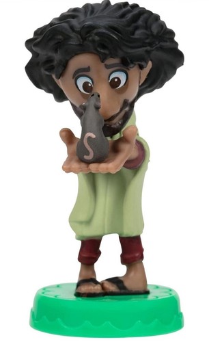 Disney's Encanto Walmart Exclusive Mi Familia Figurine Set Of 12 Fam Members NEW - Picture 9 of 11