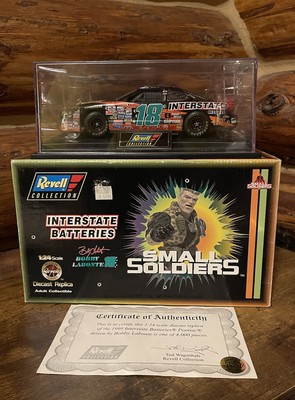 1998 REVELL ''Small Soldiers'' BOBBY LABONTE #18 INTERSTATE BATTERIES DIE CAST