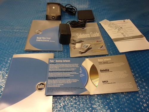 Palm Pilot M515 Pda with Stylus, Case, Charging Station, Manual, USB. - Photo 7 sur 14