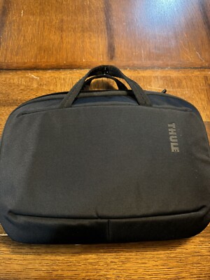 Thule Terra 14'' Attache - BLACK - NWT