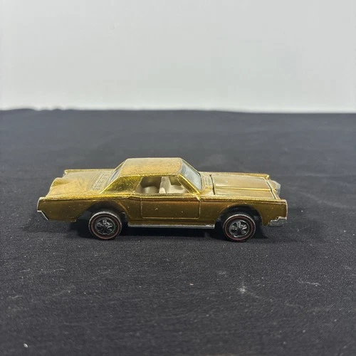Hot Wheels ~ 1969 Redline ~ Gold ~ Custom Continental Mark III