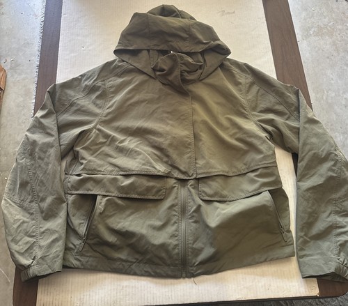LULULEMON Always Effortless Jacket Olive Green Hooded Pockets Size 8