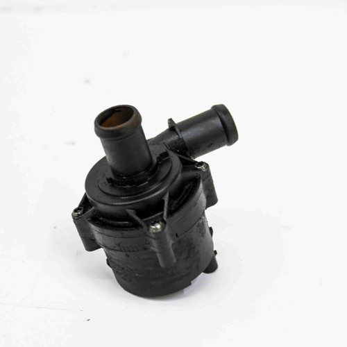 VW PASSAT Variant B8 3G5 Zirkulationswassermotor 5Q0965567J 2.0 Diesel 24600455