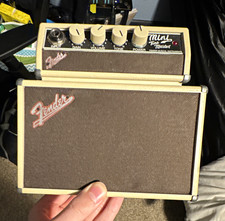 Fender Tone Master Mini 1W Solid State Combo Amp 1 Ch 1 Spkr 8 Ohm