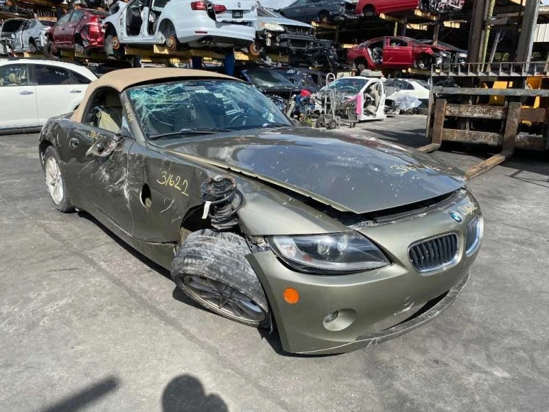 Rocker Panel Molding Passenger Right Side 2003 04 05 06 07 08 BMW Z4 Foto 2 de 4