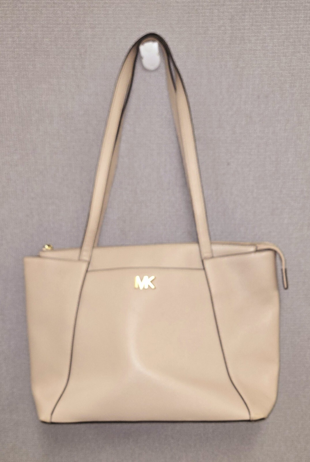 Michael Kors Maddie Tote Bag Color Fawn - Gem