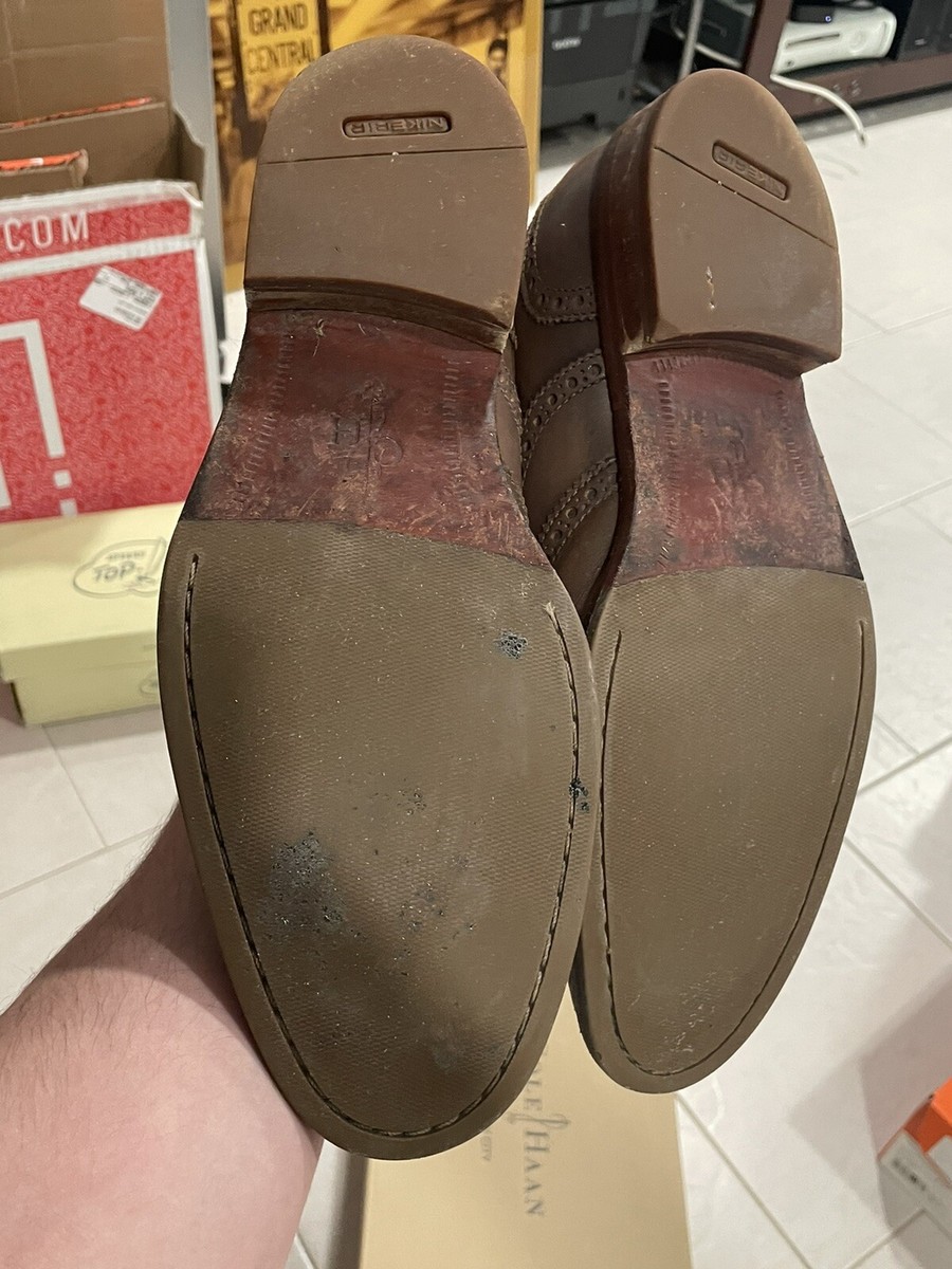 COLE HAAN AIR WILLIAMS WNG II Size 9m COLOR: GREIGE NO. C11564 USED COLE HAAN AIR WILLIAMS WNG II Size 9m COLOR: GREIGE NO  main image 4
