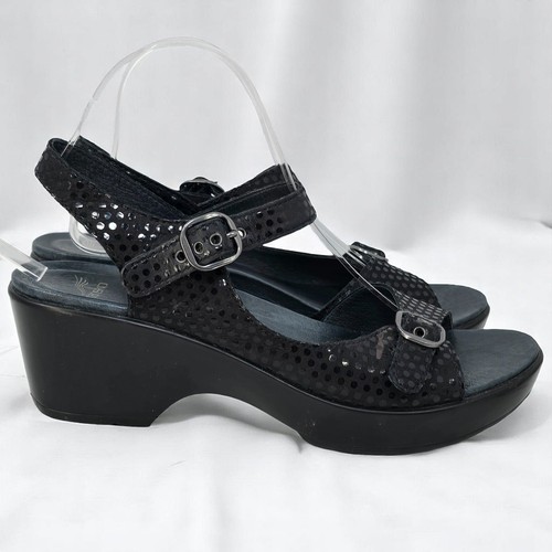 Dansko Plateau-Sandalen schwarz Leder Schnallenakzente bequeme Schuhe Damen 40/9 US