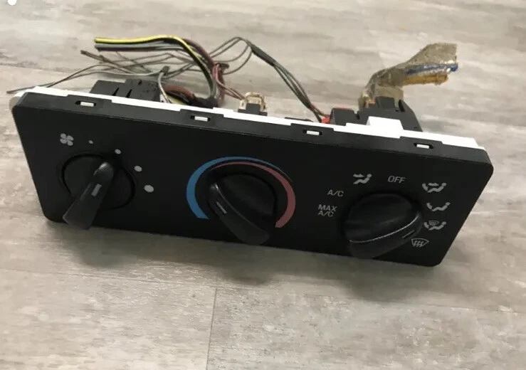 Ford Ranger 2003-2011 control de clima P/N 3L5H-19E764-AA pieza original OEM Foto 2 de 4